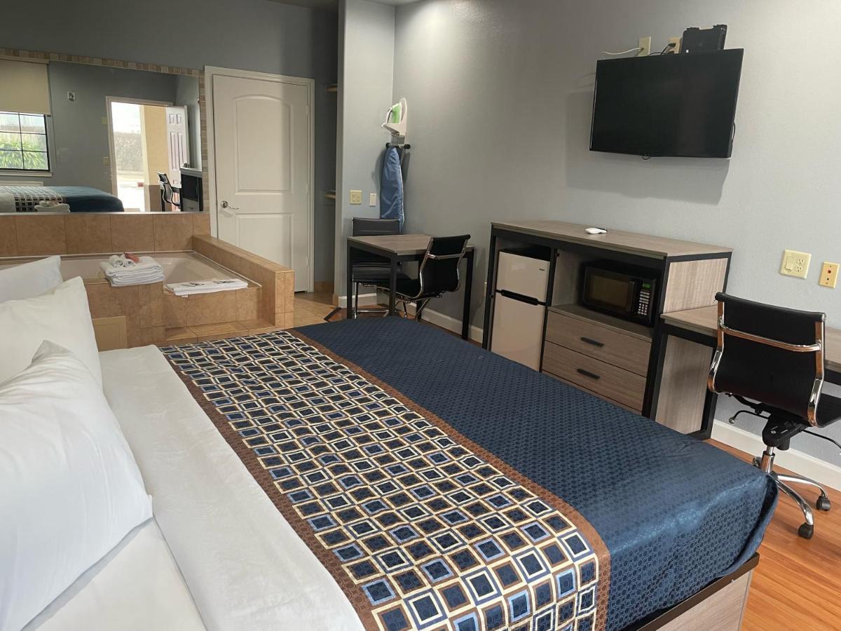 Palace Inn - Baytown I-10 エクステリア 写真