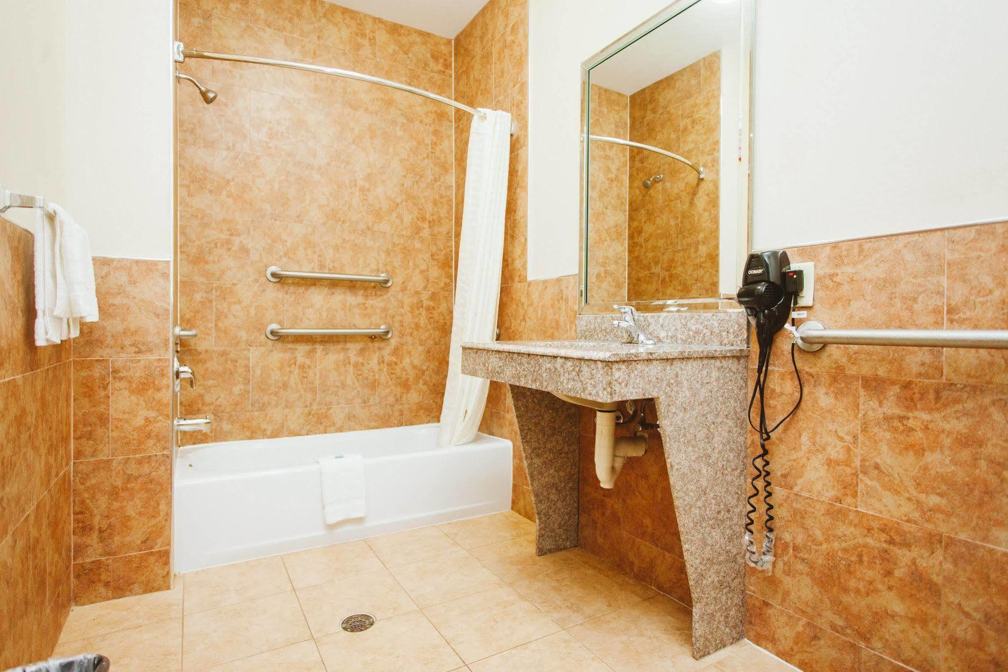 Palace Inn - Baytown I-10 エクステリア 写真
