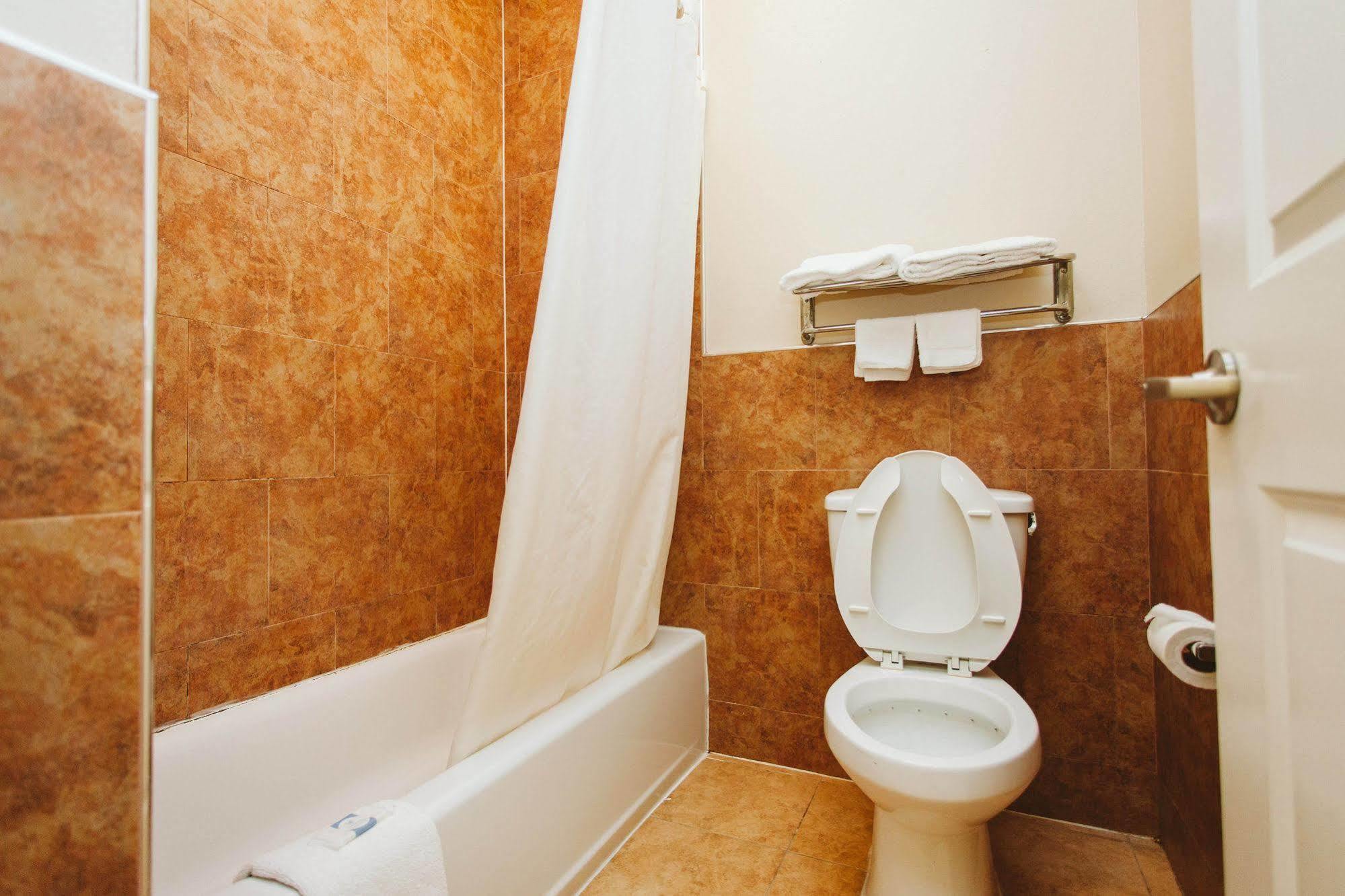 Palace Inn - Baytown I-10 エクステリア 写真