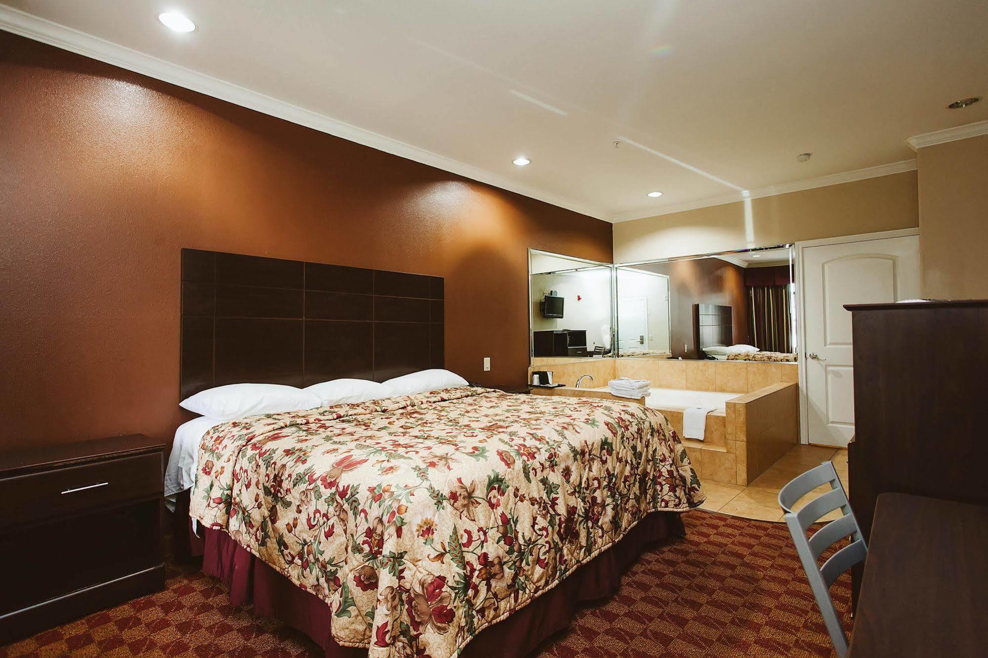 Palace Inn - Baytown I-10 エクステリア 写真