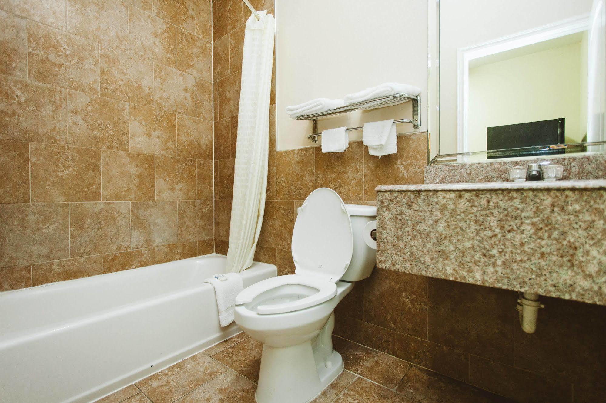 Palace Inn - Baytown I-10 エクステリア 写真